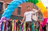 LGBTQ+-näyttelijöiden tähdittämä romanttinen komedia Bros SkyShowtimeen 19. kesäkuuta